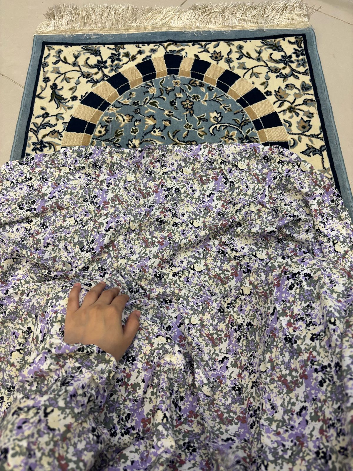 Everyday Prayer Chadar with Pearl Neckline – Summer Ready